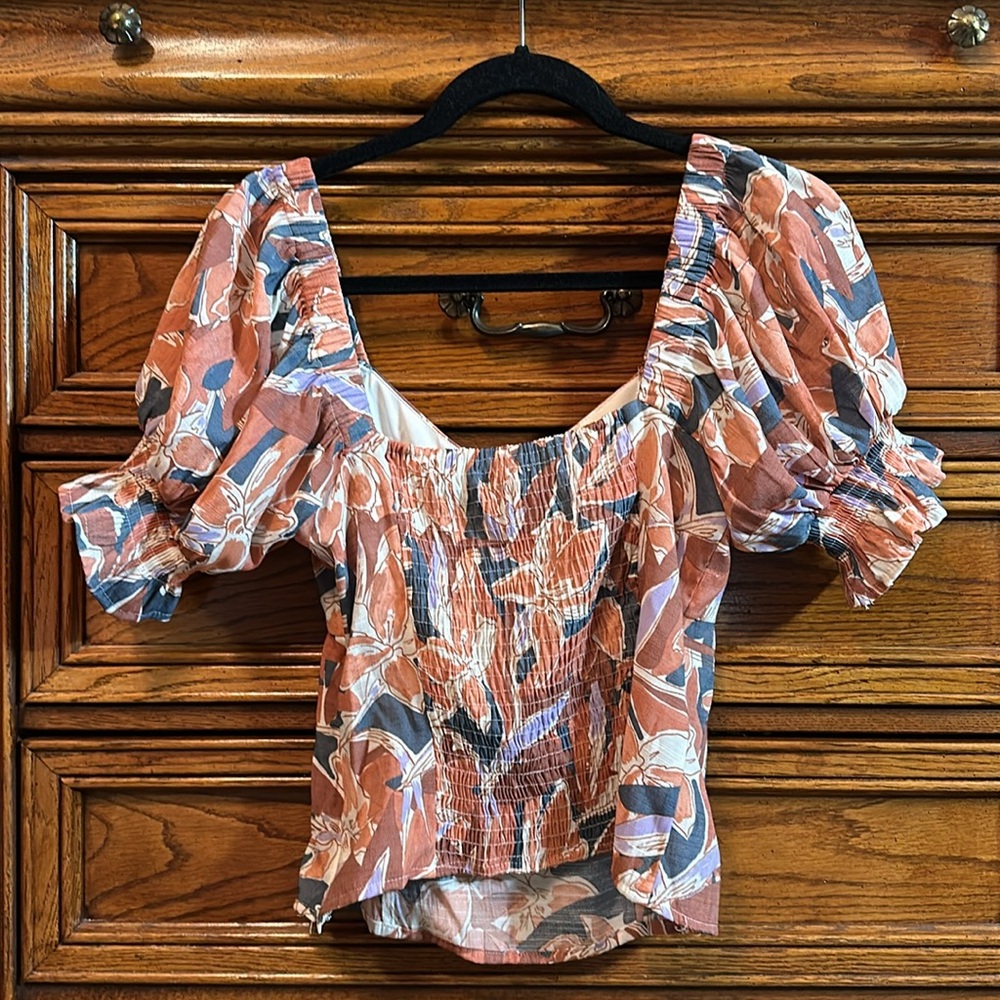 Apt 9 Floral Blouse - Picture 6 of 6